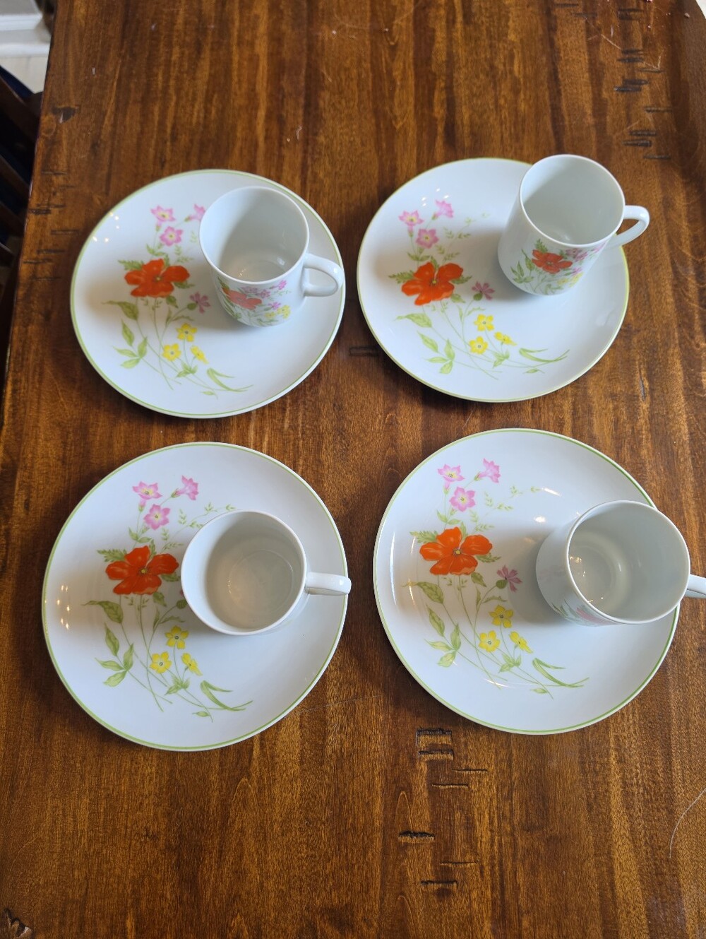 1960s Japanese fine china luncheon/snack set, Tea Set Of 4 - Picture 3 of 8